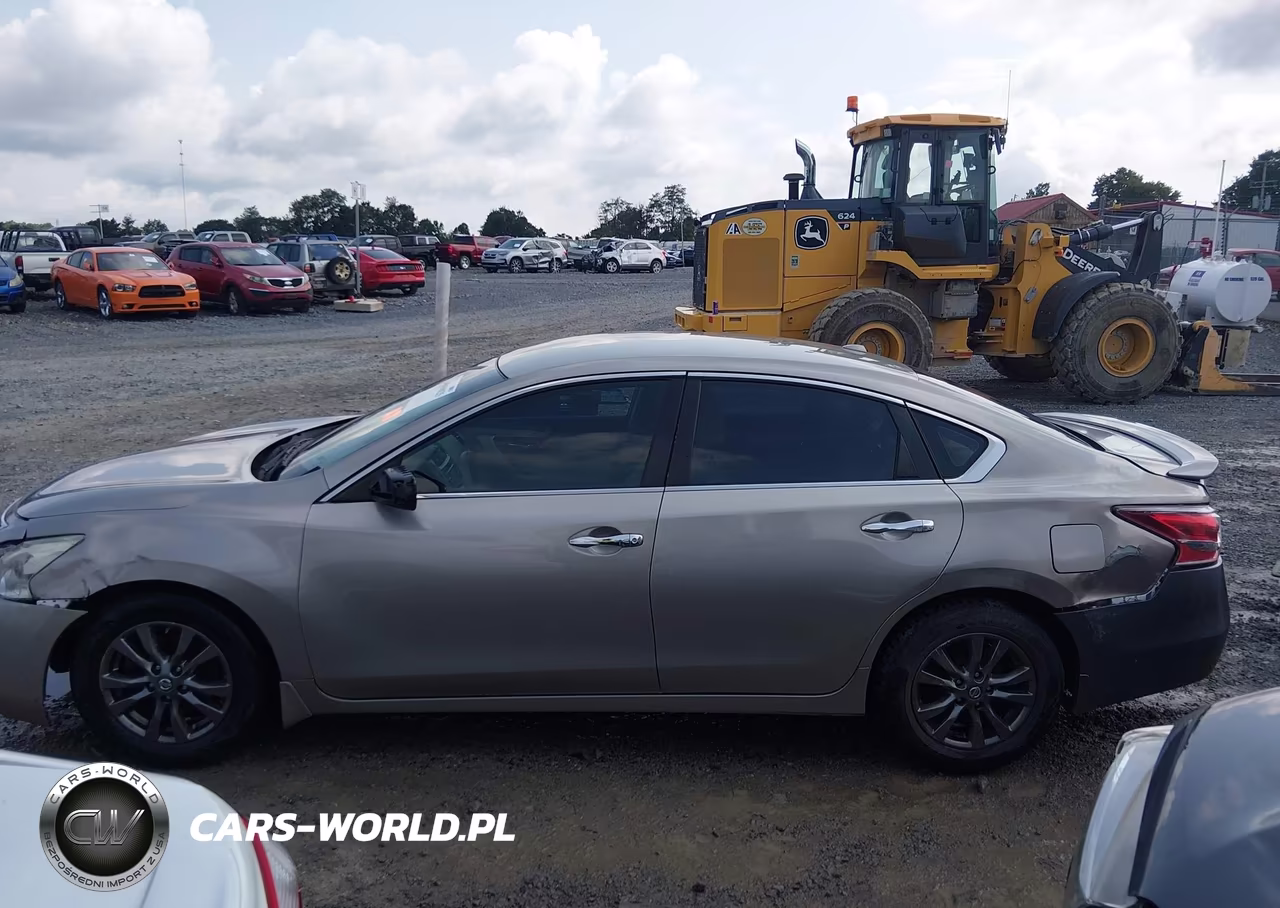 2015 Nissan Altima 2.5 S VIN:1N4AL3AP9FC478259 - 14