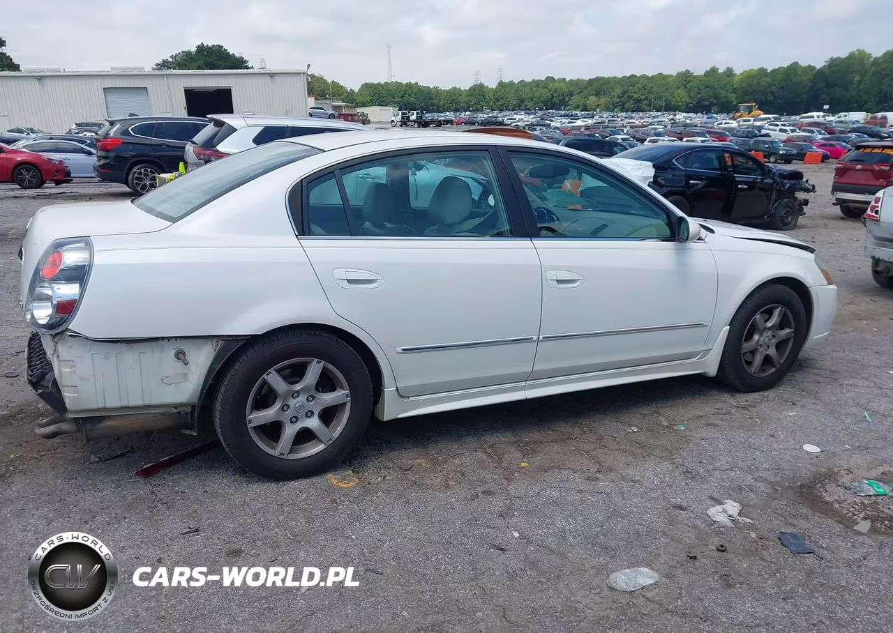 2005 Nissan Altima 2.5 S VIN:1N4AL11D25C383678 - 13