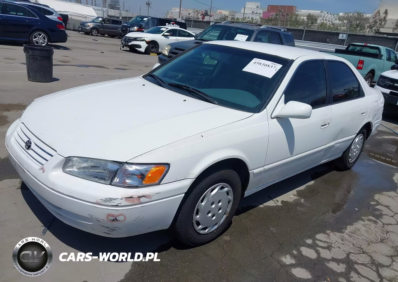 1999 Toyota Camry Le VIN:4T1BG22K6XU886709 - 2