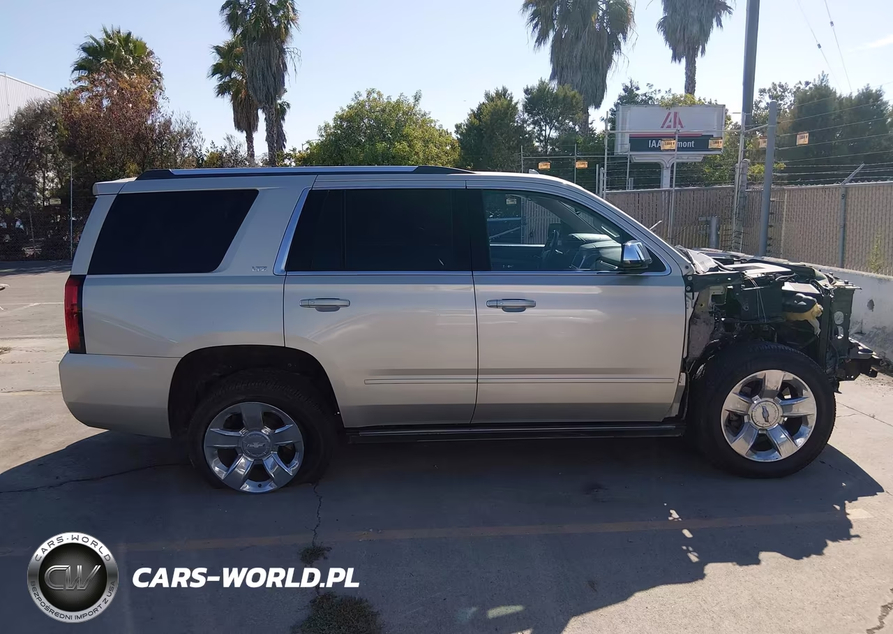2016 Chevrolet Tahoe Ltz VIN:1GNSCCKC0GR119902 - 14