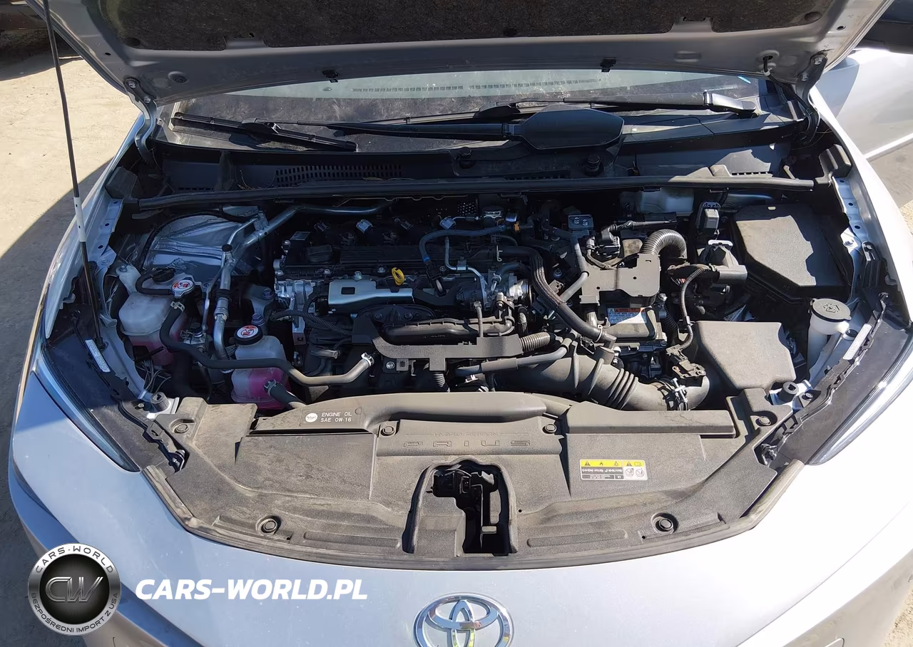 2024 Toyota Prius Le VIN:JTDACAAU7R3037934 - 10