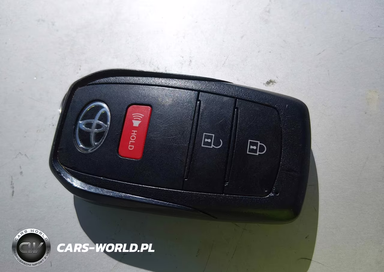 2024 Toyota Prius Le VIN:JTDACAAU7R3037934 - 11