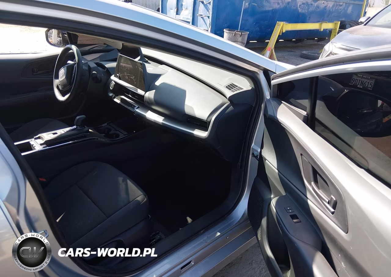 2024 Toyota Prius Le VIN:JTDACAAU7R3037934 - 5