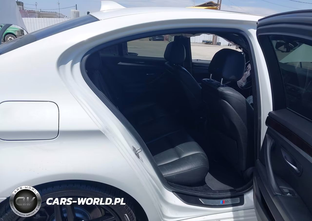 2016 BMW 535I VIN:WBA5B1C54GG554413 - 8
