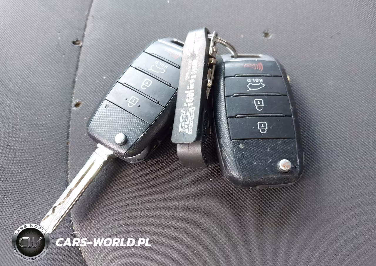 2018 Kia Soul VIN:KNDJN2A24J7541725 - 11