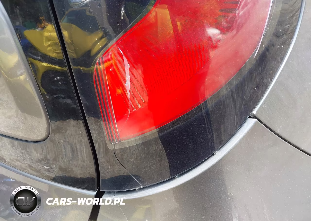 2018 Kia Soul VIN:KNDJN2A24J7541725 - 16