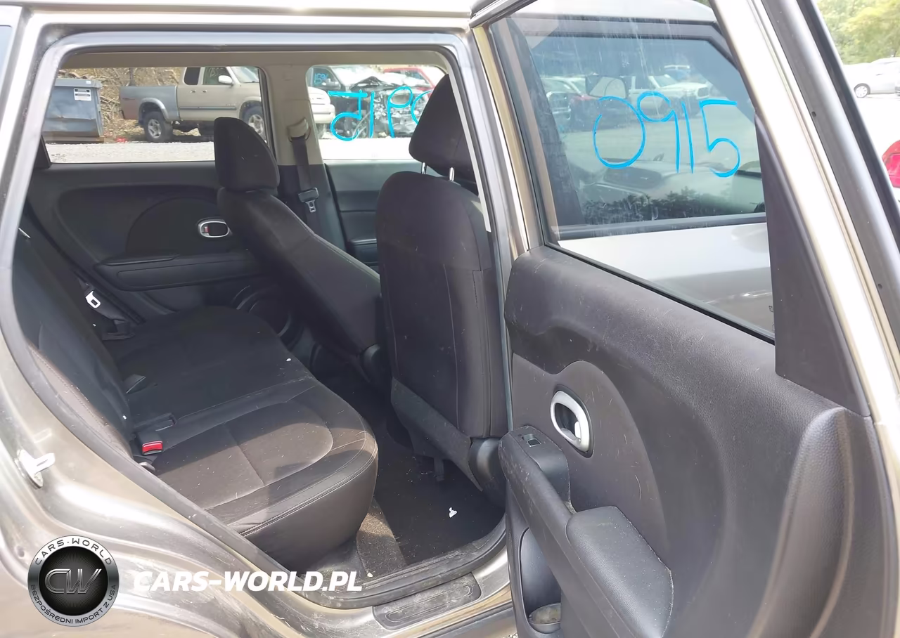 2018 Kia Soul VIN:KNDJN2A24J7541725 - 8