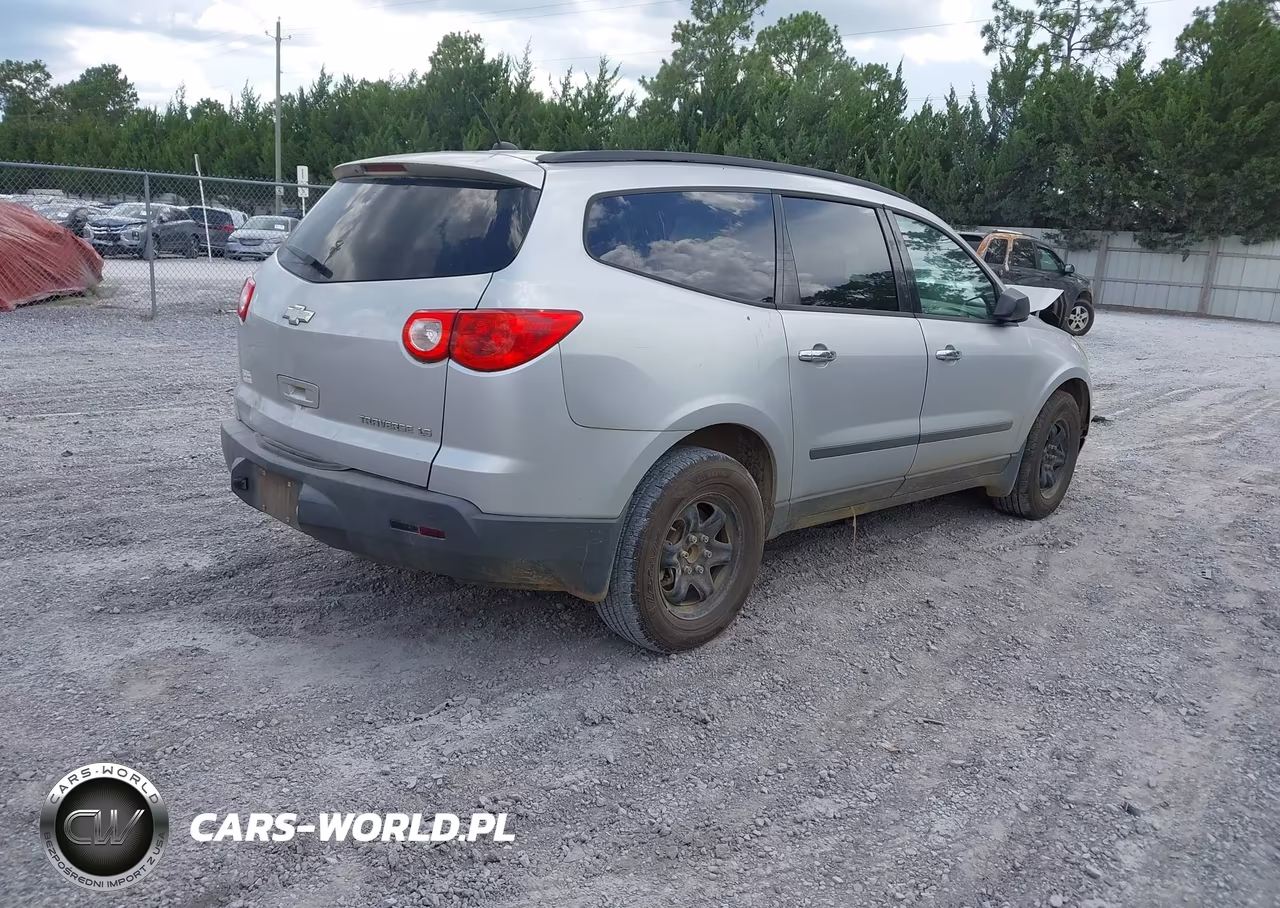 2011 Chevrolet Traverse Ls VIN:1GNKREED3BJ130320 - 4