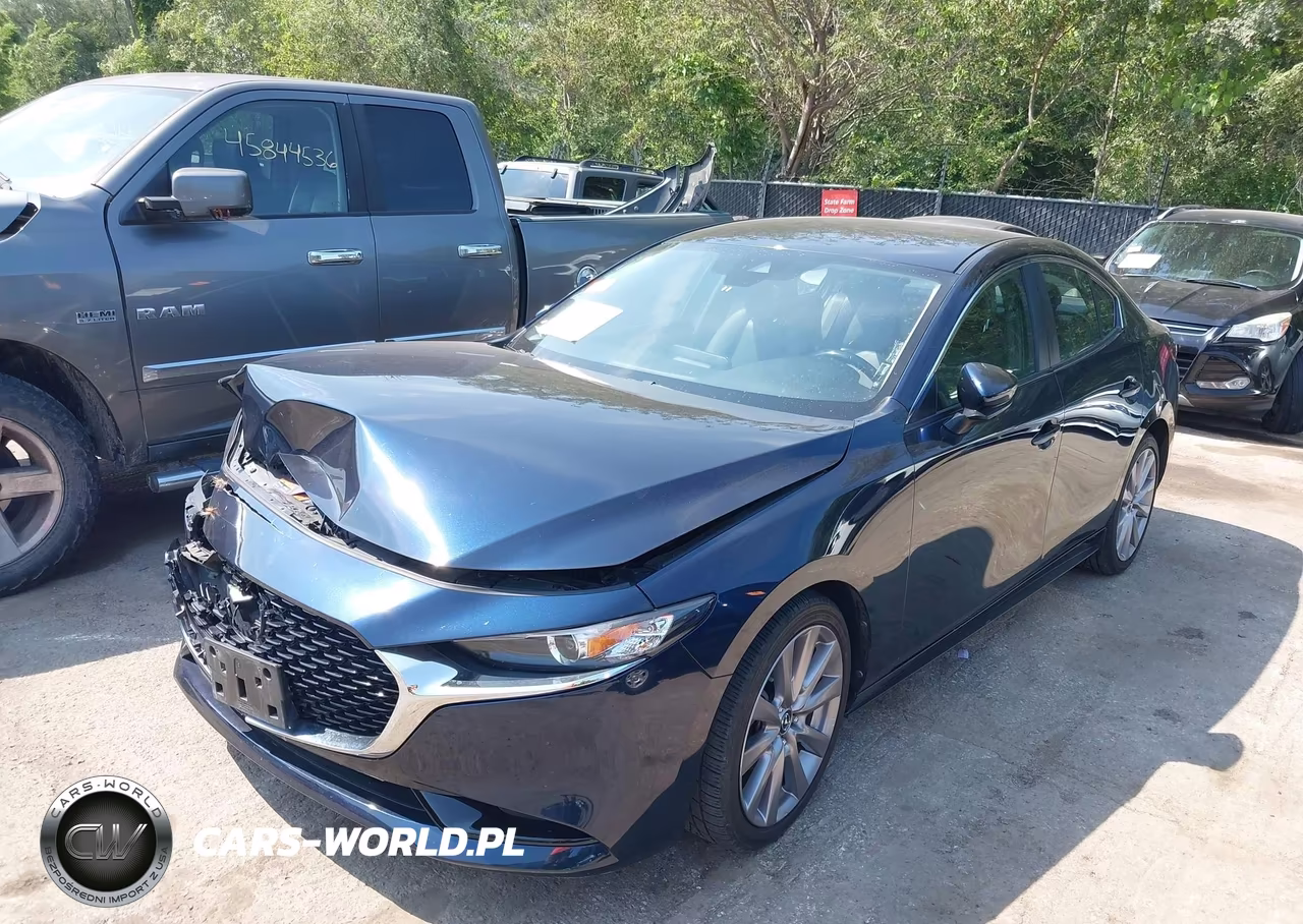 2019 Mazda Mazda3 Preferred Package VIN:3MZBPADL2KM107577 - 2