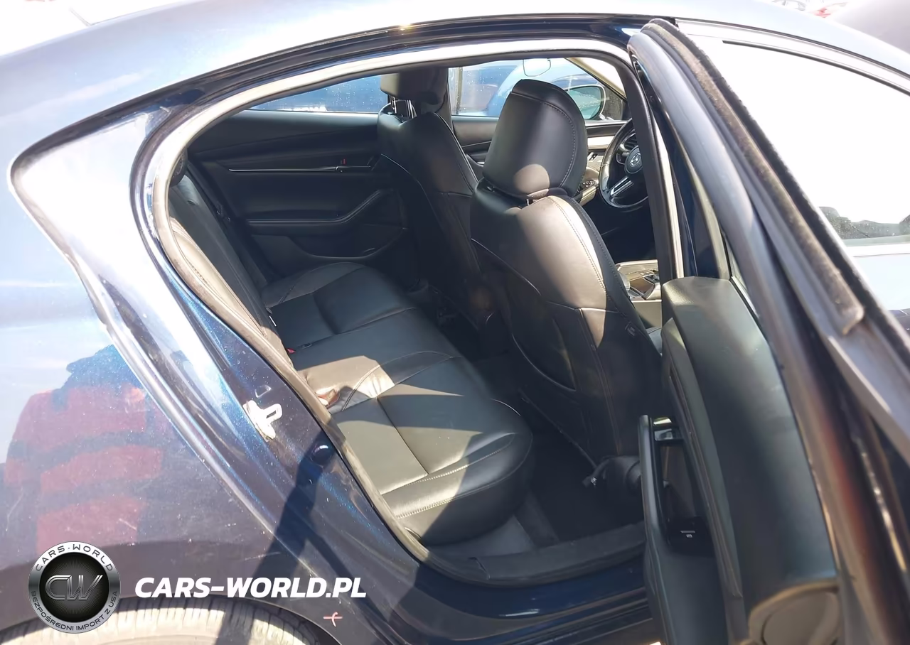2019 Mazda Mazda3 Preferred Package VIN:3MZBPADL2KM107577 - 8