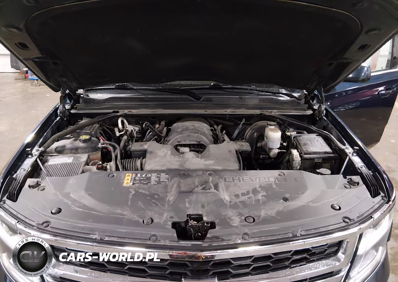2019 Chevrolet Suburban Lt VIN:1GNSKHKC1KR138211 - 10