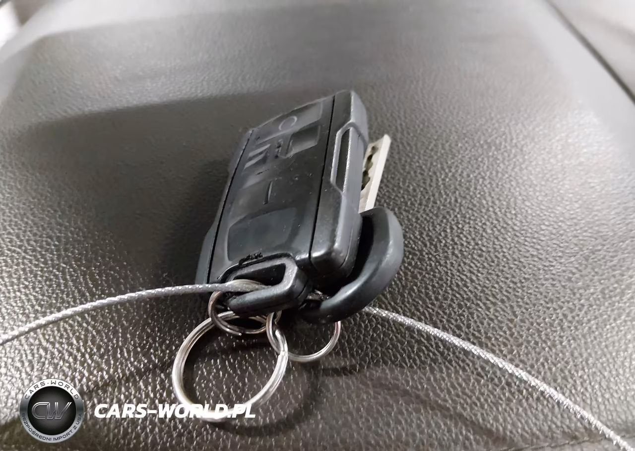 2019 Chevrolet Suburban Lt VIN:1GNSKHKC1KR138211 - 11