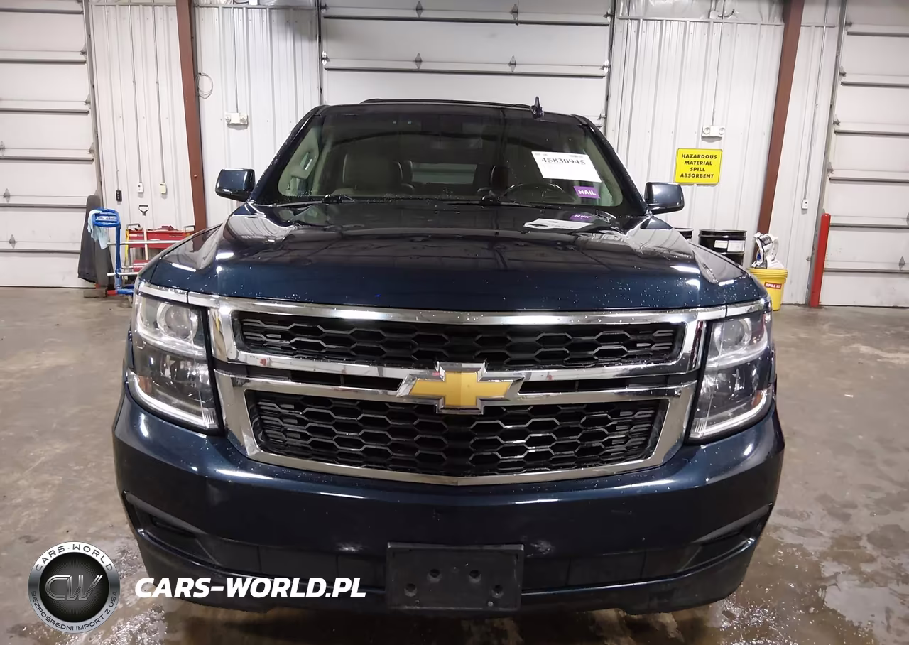 2019 Chevrolet Suburban Lt VIN:1GNSKHKC1KR138211 - 12