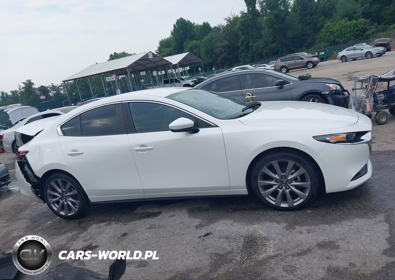2020 Mazda Mazda3 Select Package VIN:3MZBPACL3LM139490 - 14