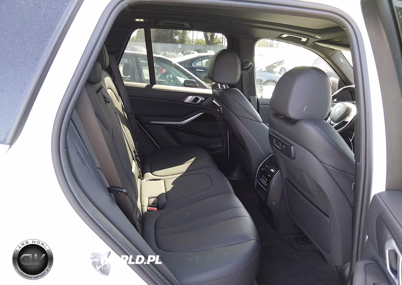 2019 BMW X5 xDrive40I VIN:5UXCR6C5XKLL24957 - 8