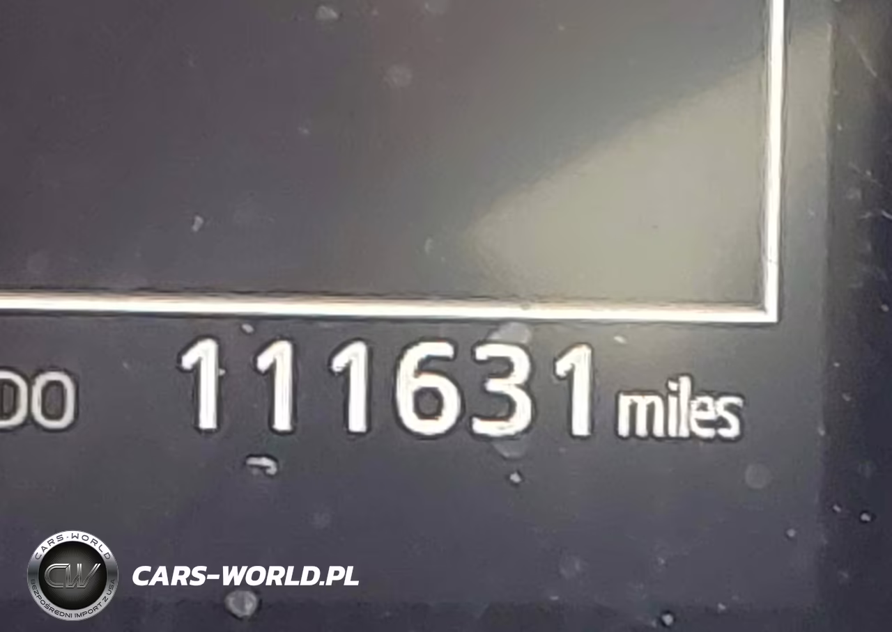 2018 Toyota Camry Le VIN:4T1B11HK7JU570164 - 15