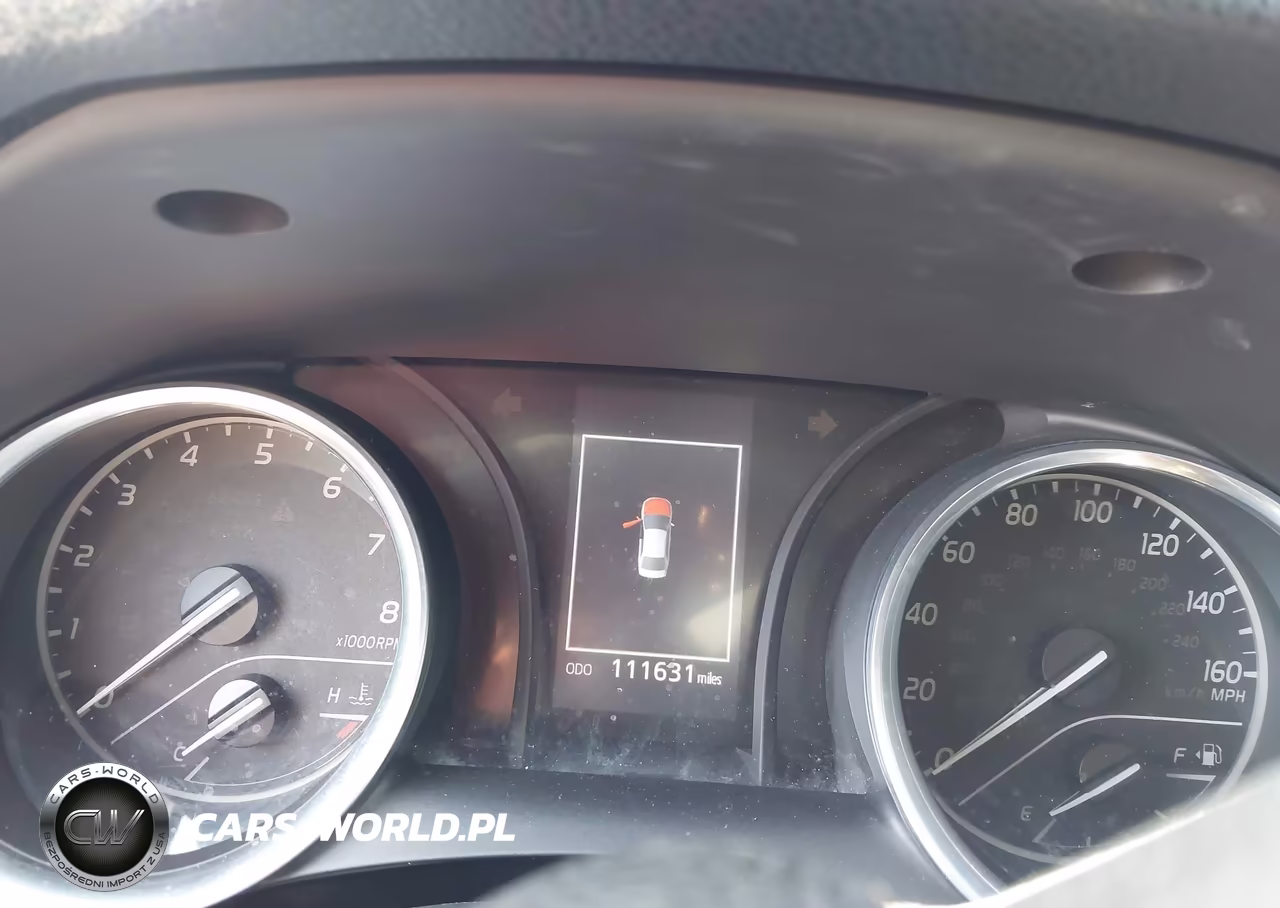 2018 Toyota Camry Le VIN:4T1B11HK7JU570164 - 7