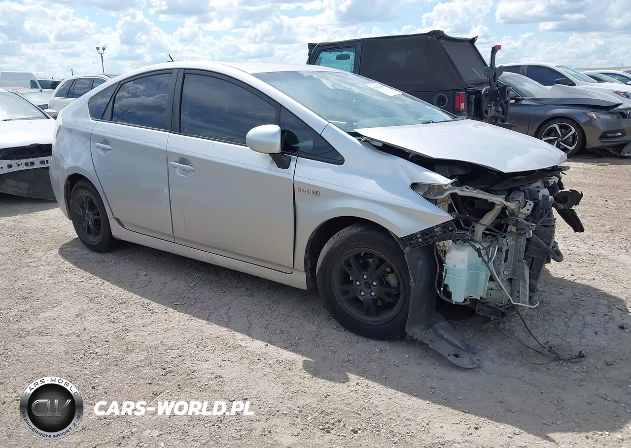 2013 Toyota Prius Four – zdjęcie 1 z 17