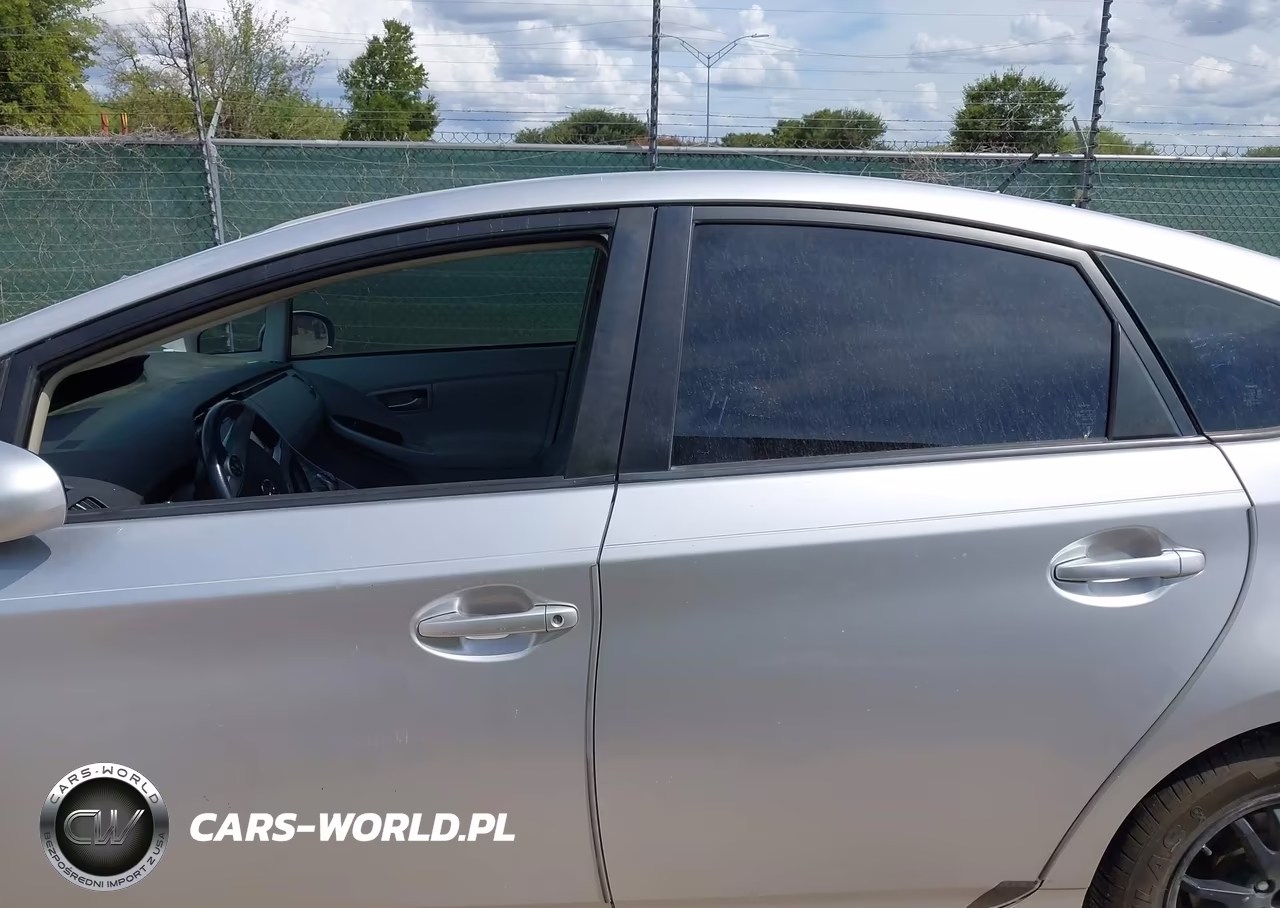 2013 Toyota Prius Four VIN:JTDKN3DU0D5556438 - 15