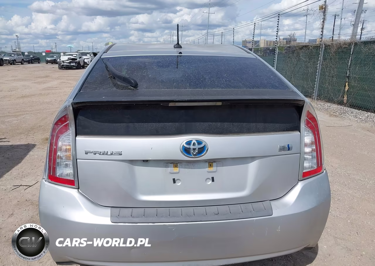 2013 Toyota Prius Four VIN:JTDKN3DU0D5556438 - 17