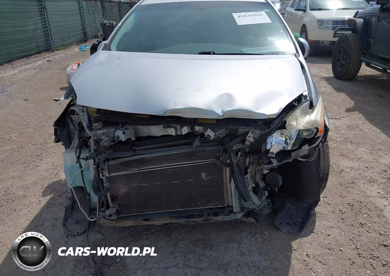 2013 Toyota Prius Four VIN:JTDKN3DU0D5556438 - 6
