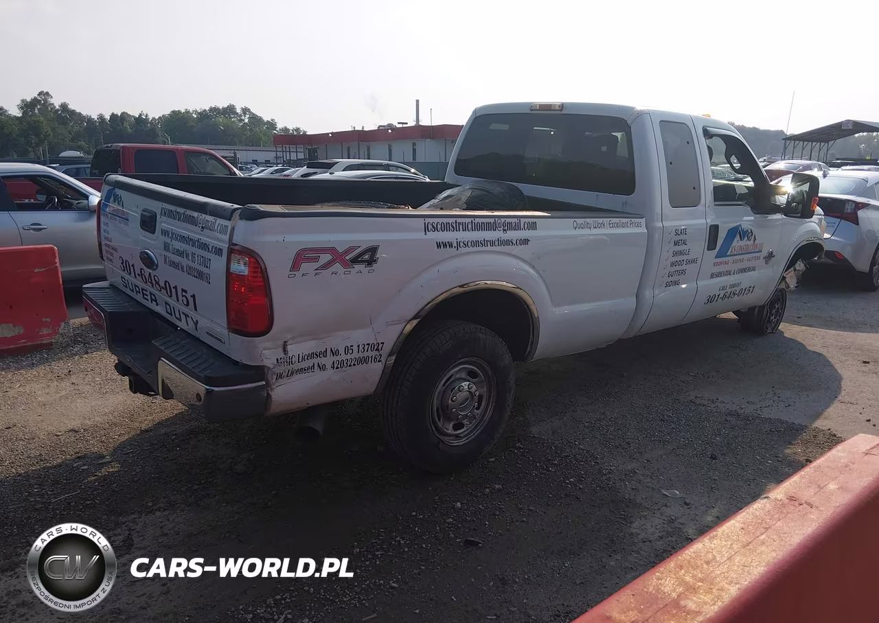2015 Ford F-250 Xlt VIN:1FT7X2B69FEC87261 - 4