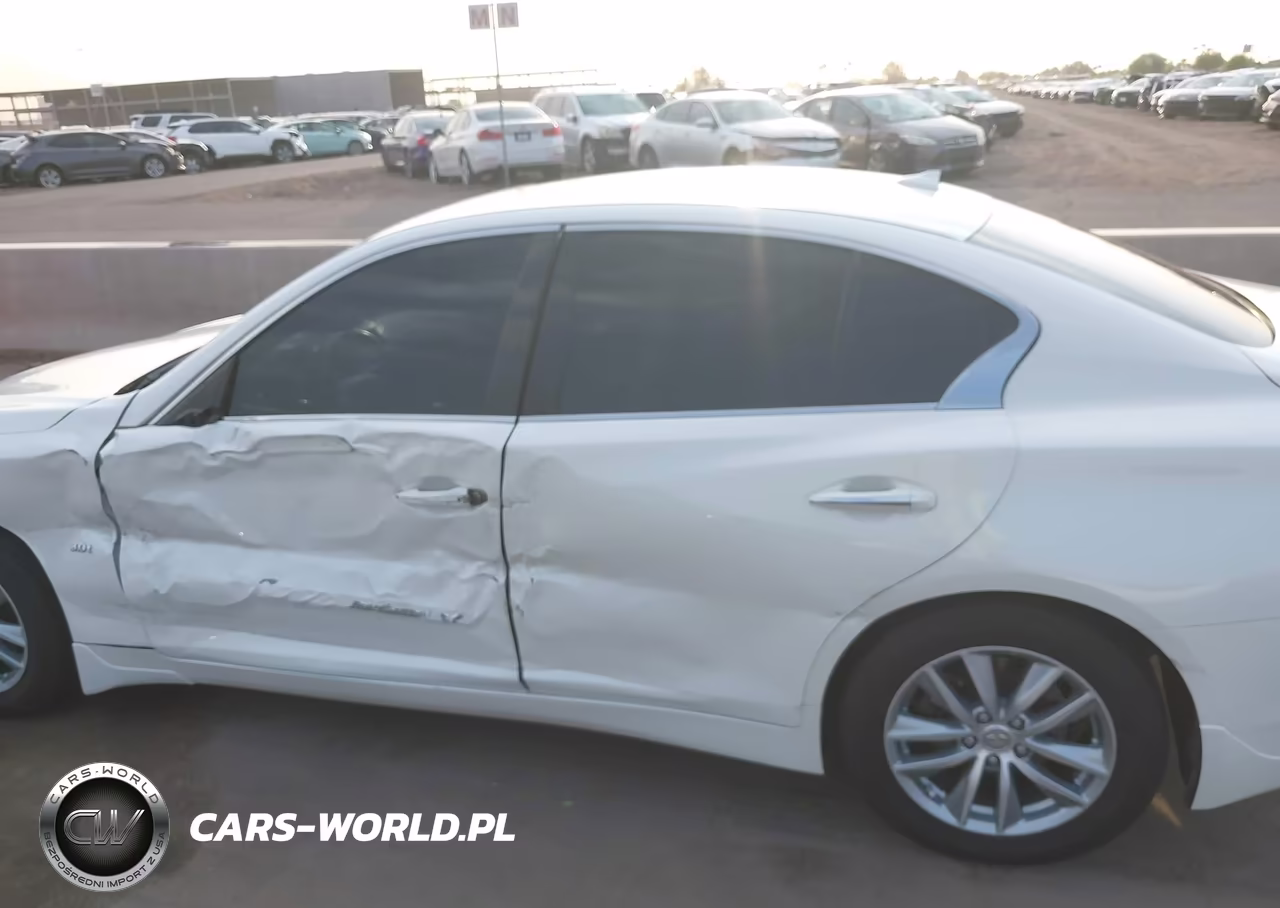 2016 Infiniti Q50 3.0T Premium VIN:JN1EV7AP0GM301305 - 14