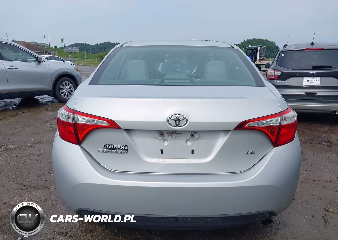 2015 Toyota Corolla Le VIN:2T1BURHE2FC340332 - 16