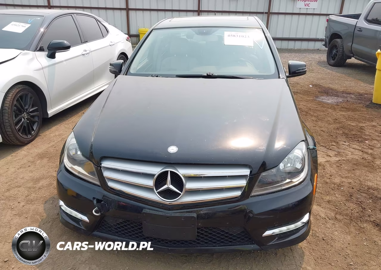 2012 Mercedes-Benz C 250 Sport VIN:WDDGF4HB9CA710352 - 12