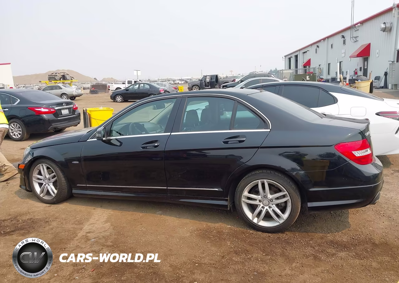 2012 Mercedes-Benz C 250 Sport VIN:WDDGF4HB9CA710352 - 14