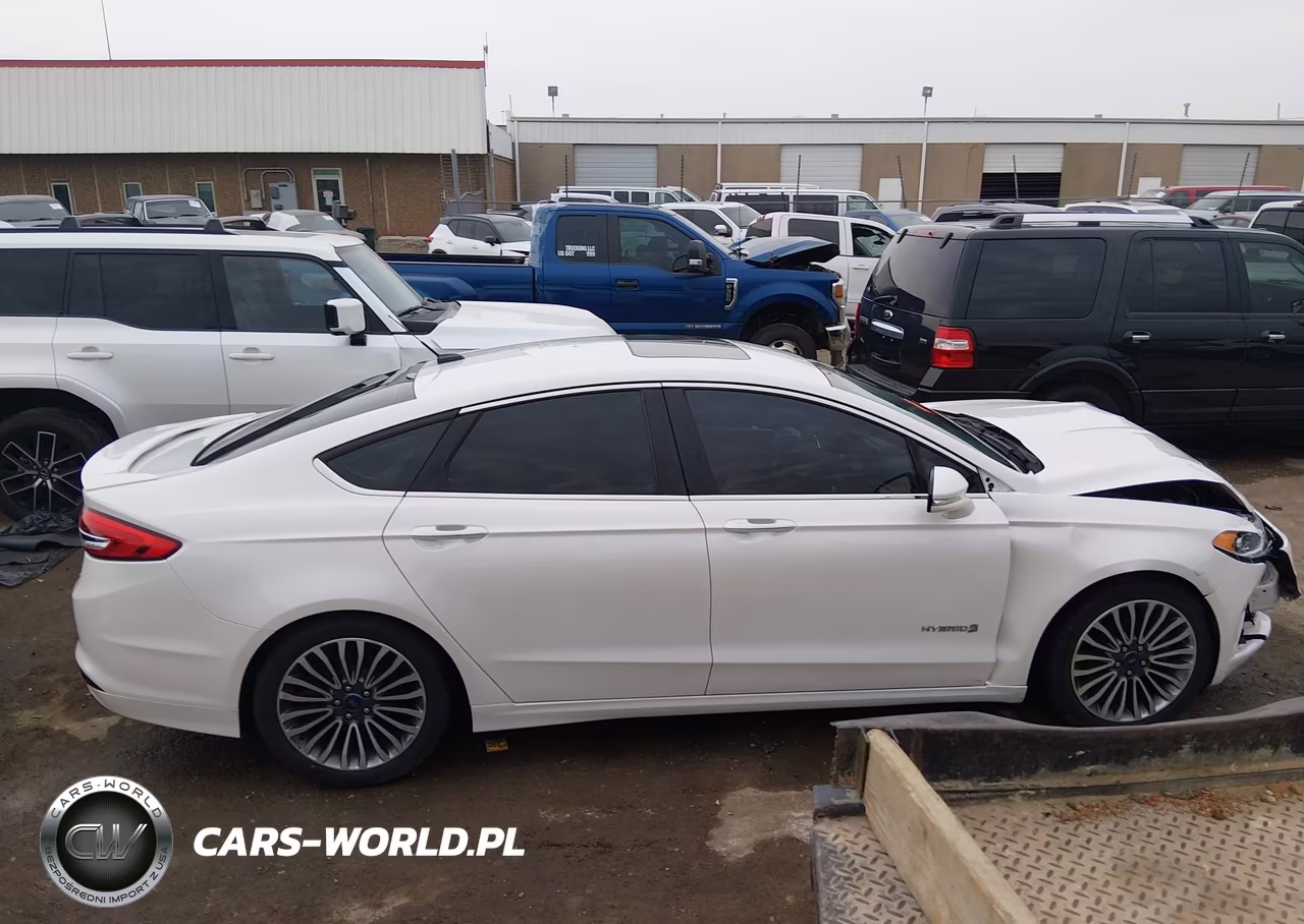 2017 Ford Fusion Hybrid Titanium VIN:3FA6P0RU9HR317515 - 13