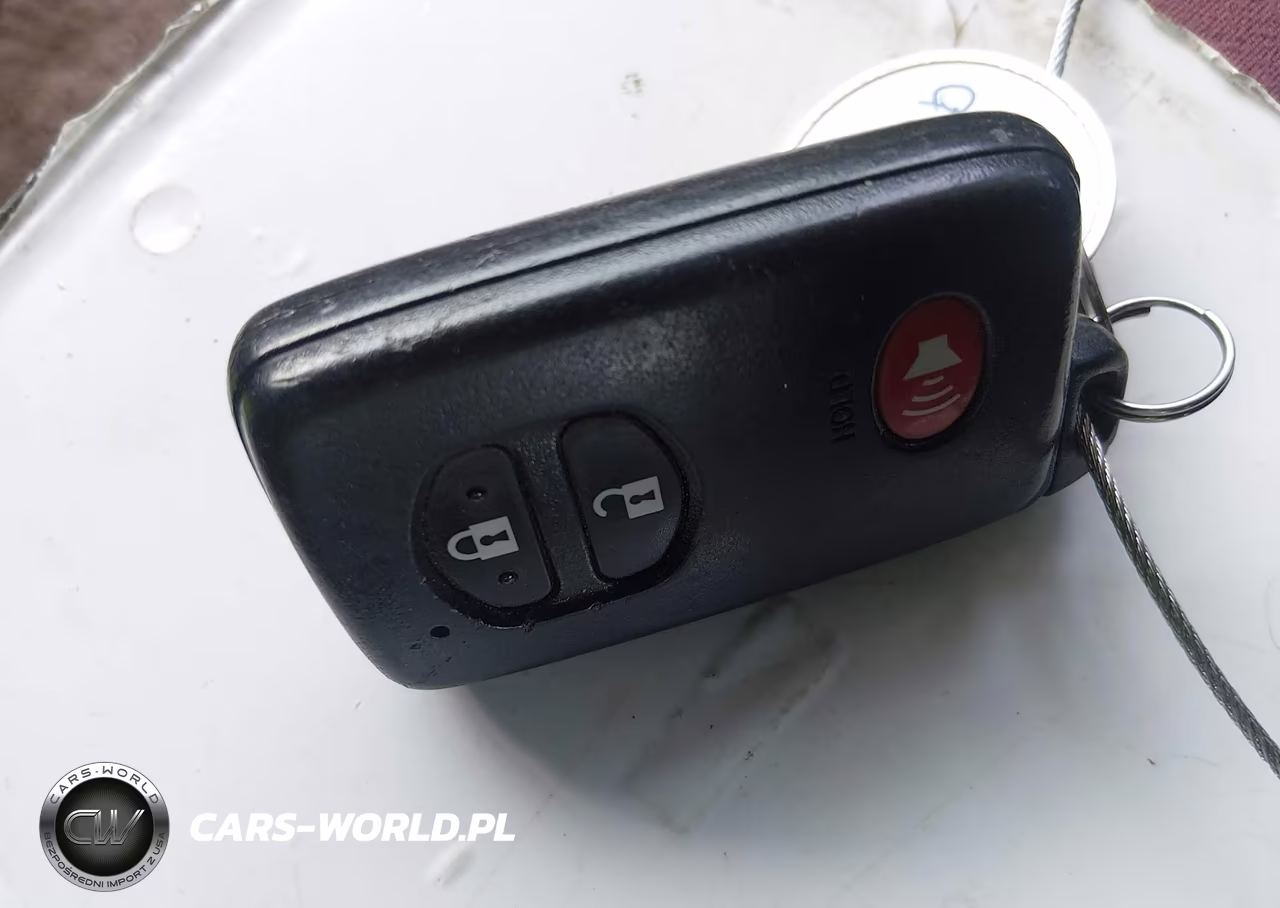 2013 Toyota Prius Two VIN:JTDKN3DU3D1649851 - 11