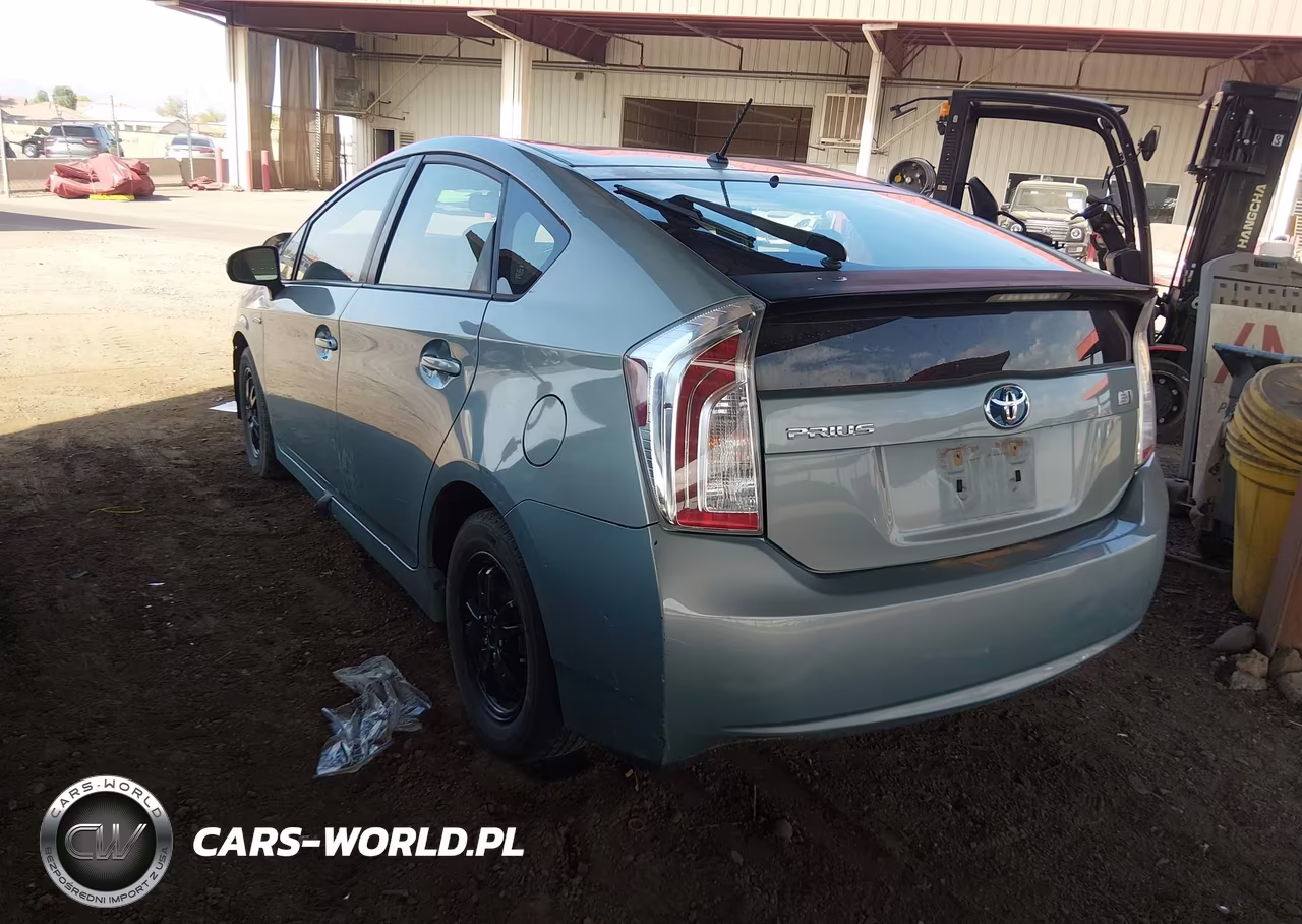 2013 Toyota Prius Two VIN:JTDKN3DU3D1649851 - 3