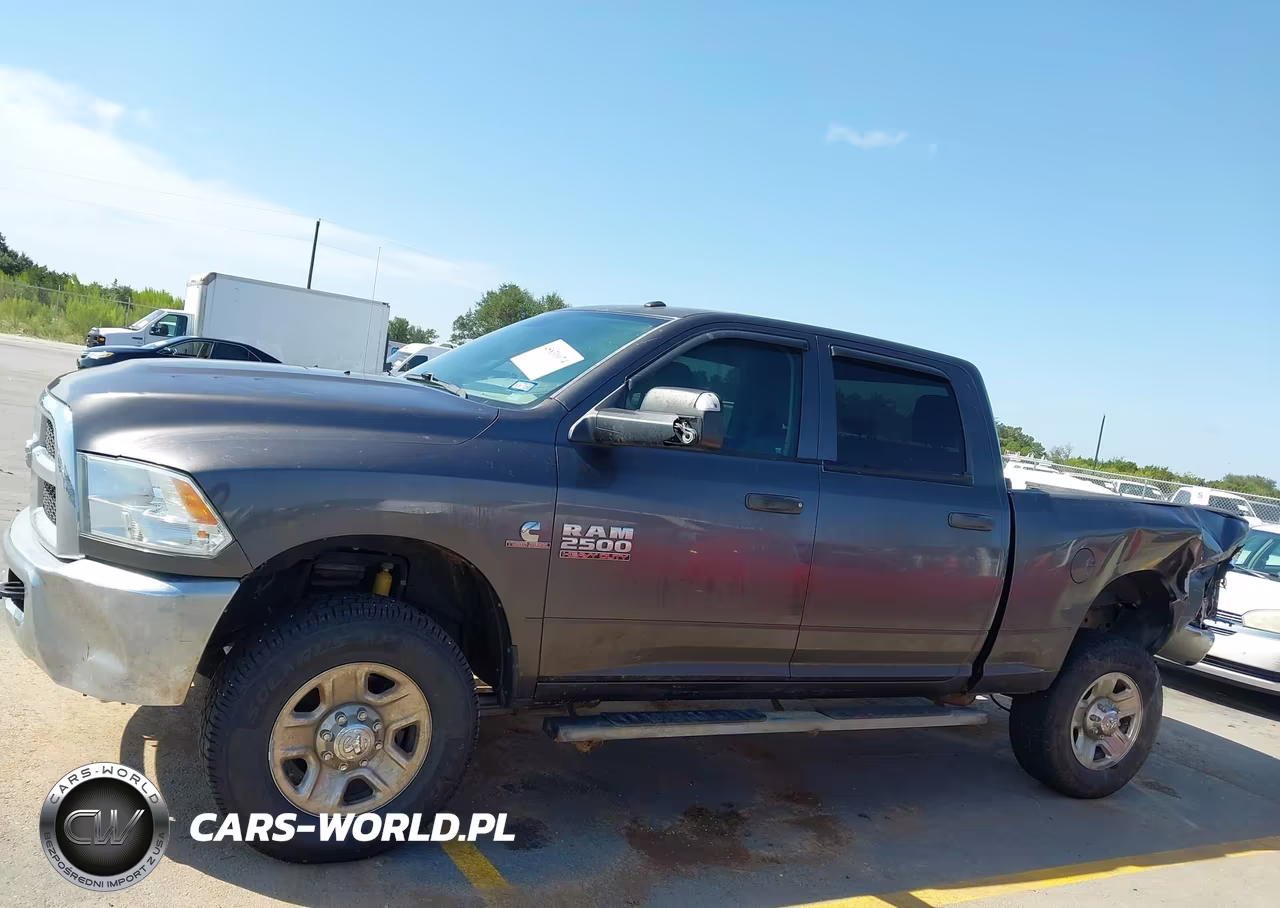 2016 Ram 2500 Tradesman VIN:3C6UR5CL8GG248729 - 14