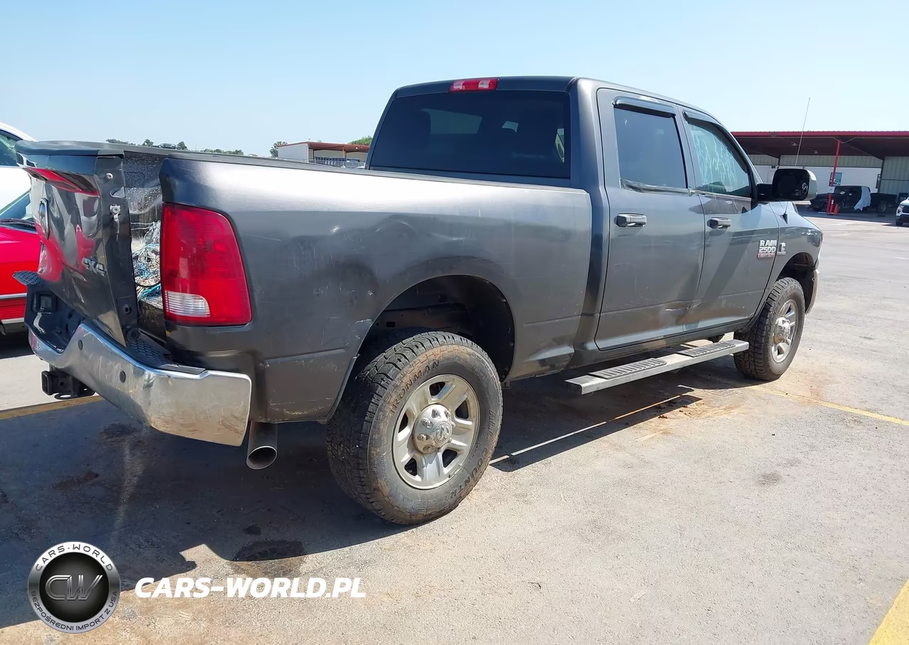 2016 Ram 2500 Tradesman VIN:3C6UR5CL8GG248729 - 4