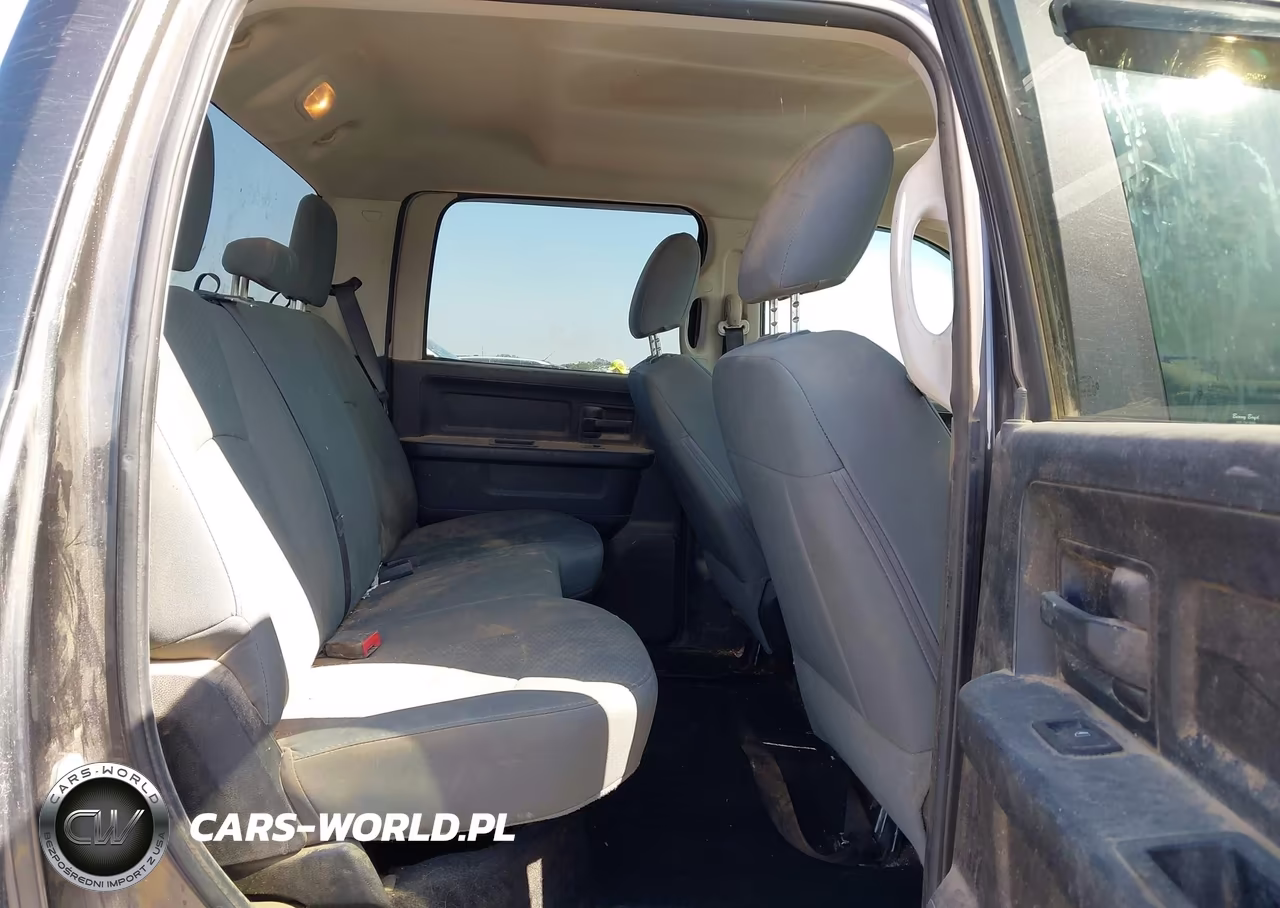 2016 Ram 2500 Tradesman VIN:3C6UR5CL8GG248729 - 8