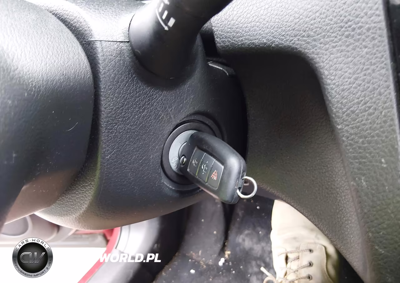 2019 Nissan Rogue Sport S VIN:JN1BJ1CR3KW313097 - 11