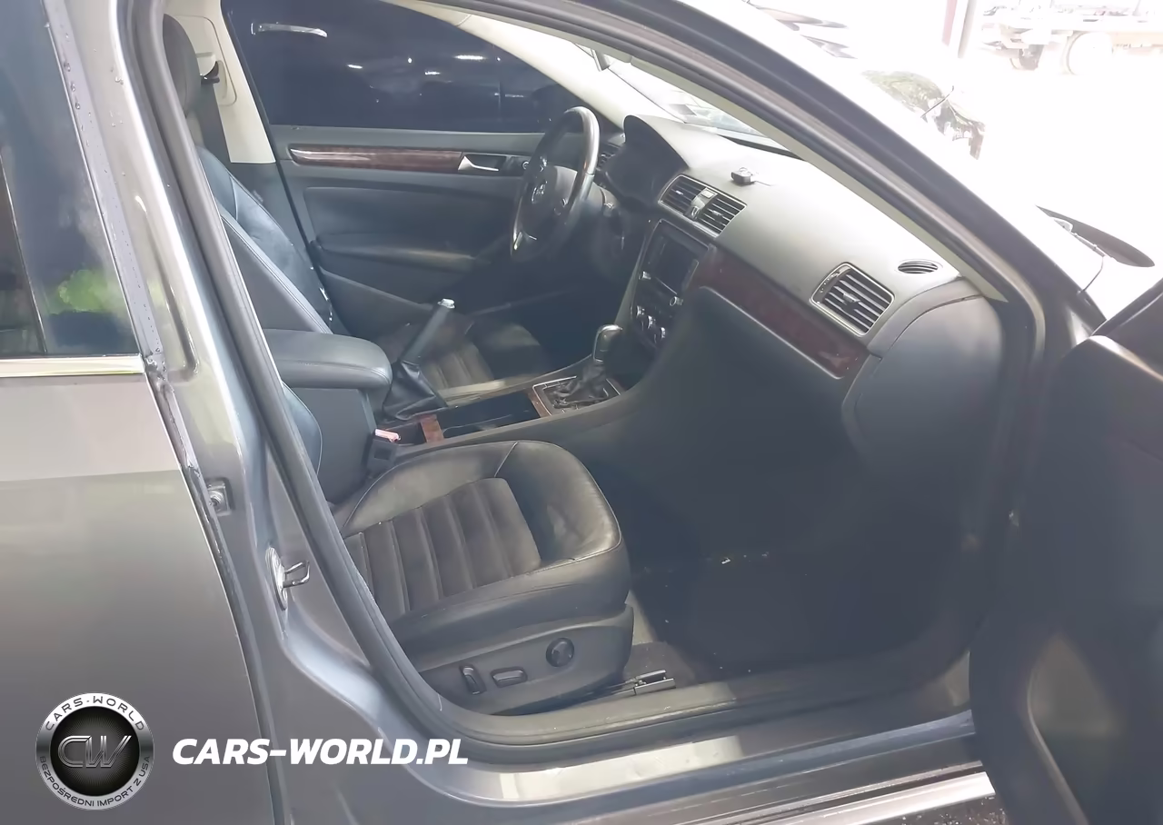 2012 Volkswagen Passat 2.0L Tdi Sel Premium VIN:1VWCN7A39CC033823 - 5