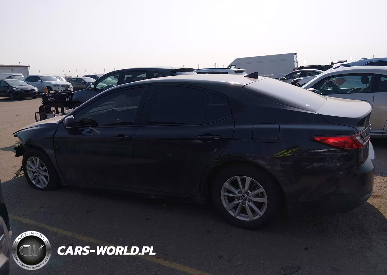 2025 Toyota Camry Le VIN:4T1DAACK6SU538730 - 15