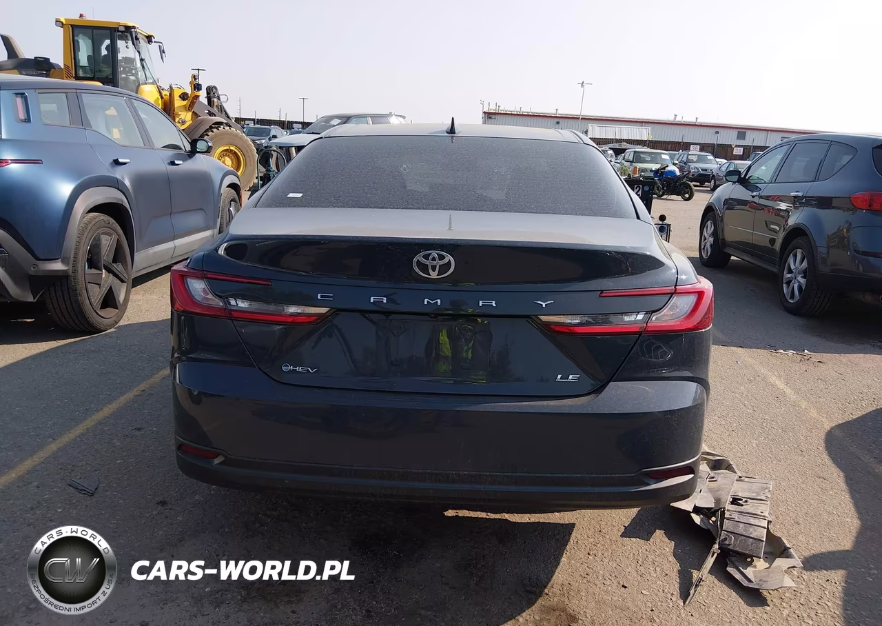 2025 Toyota Camry Le VIN:4T1DAACK6SU538730 - 17