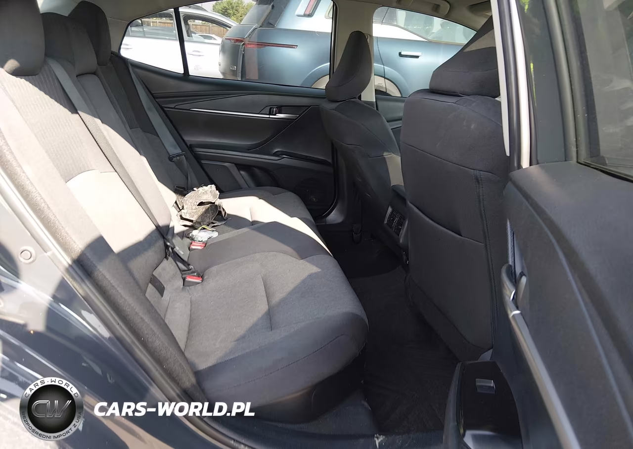 2025 Toyota Camry Le VIN:4T1DAACK6SU538730 - 8