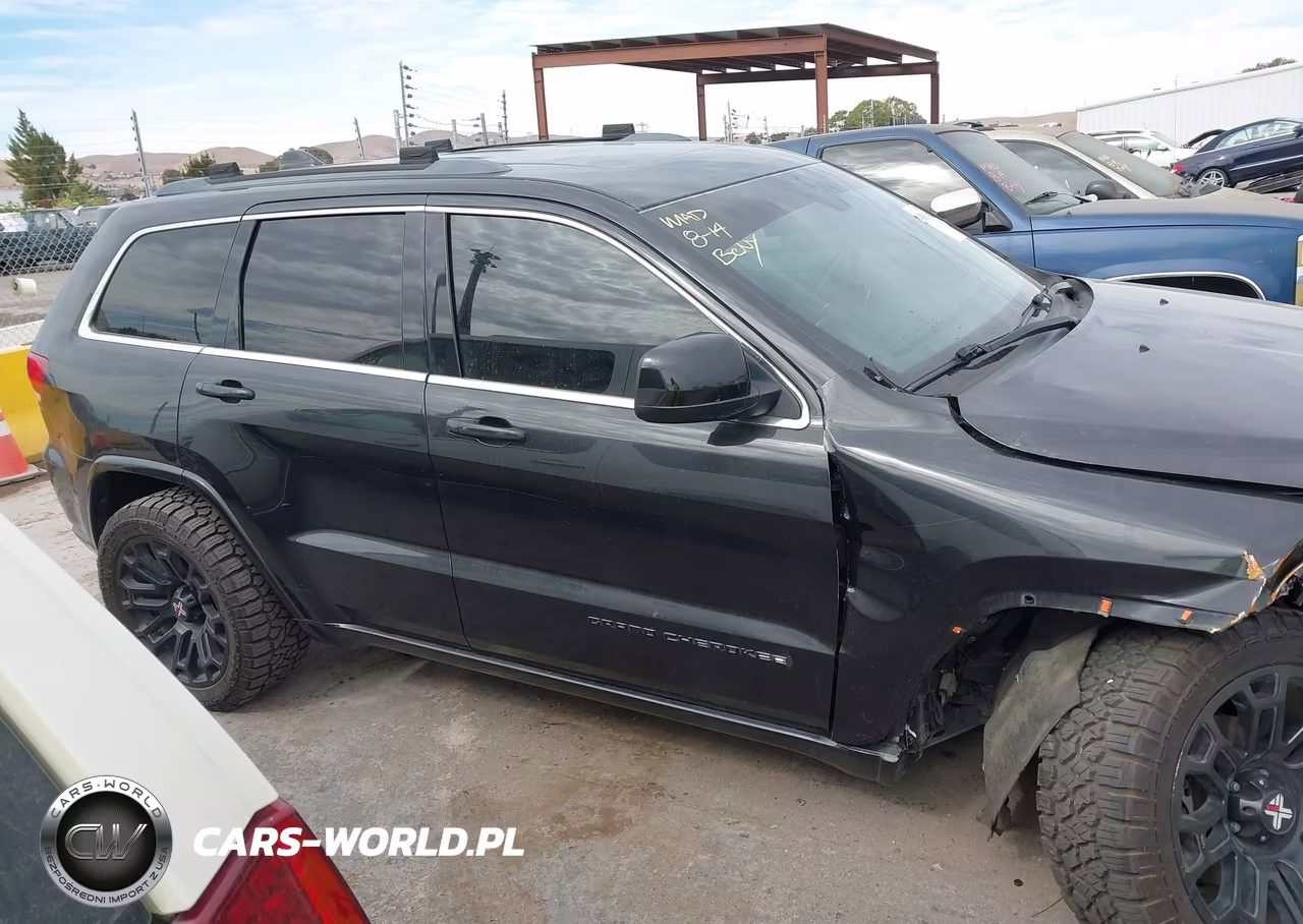 2015 Jeep Grand Cherokee Altitude VIN:1C4RJFAG6FC893267 - 13