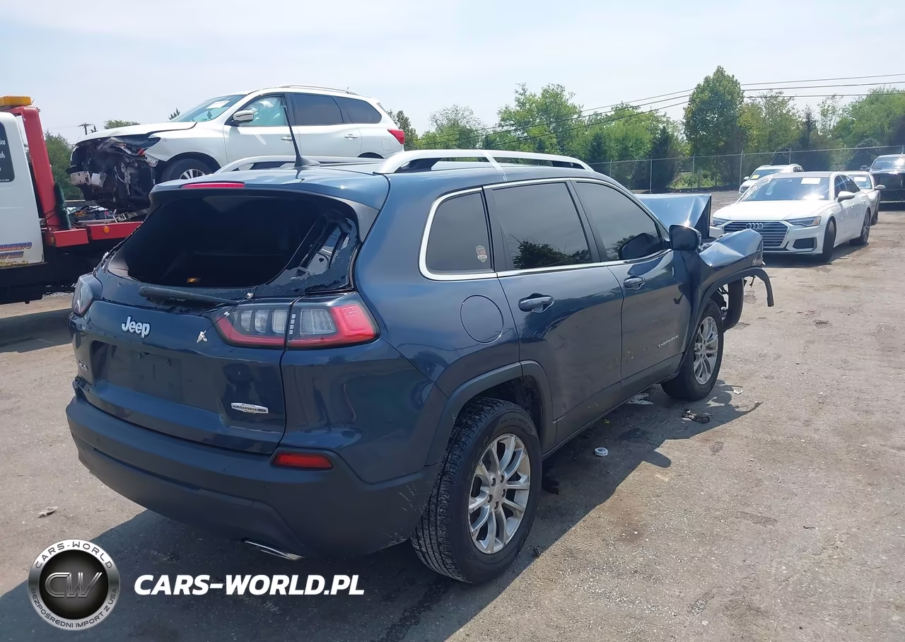 2021 Jeep Cherokee Latitude Lux 4X4 VIN:1C4PJMMX1MD113416 - 4