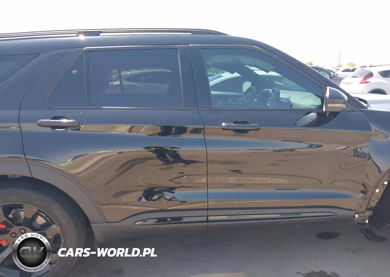 2024 Ford Explorer St VIN:1FM5K8GCXRGA59359 - 13