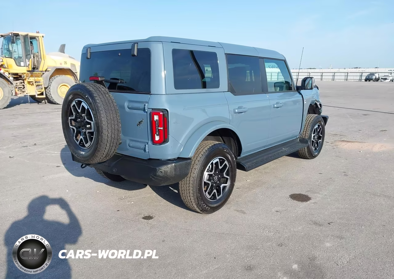 2025 Ford Bronco Outer Banks VIN:1FMEE8BP4SLB84193 - 4