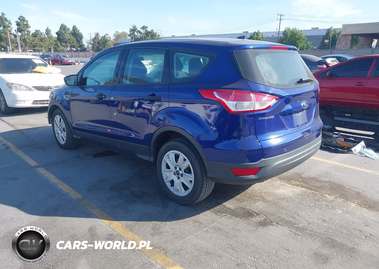 2015 Ford Escape S VIN:1FMCU0F71FUA36864 - 3