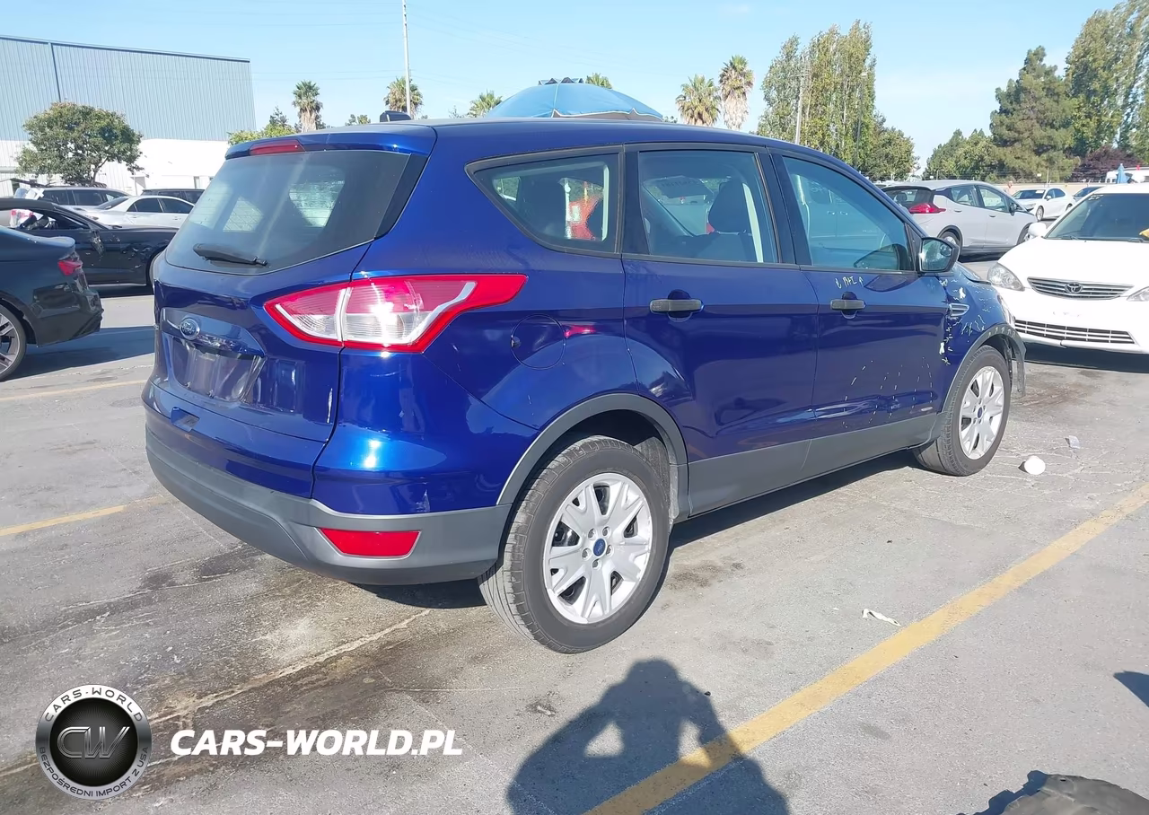 2015 Ford Escape S VIN:1FMCU0F71FUA36864 - 4