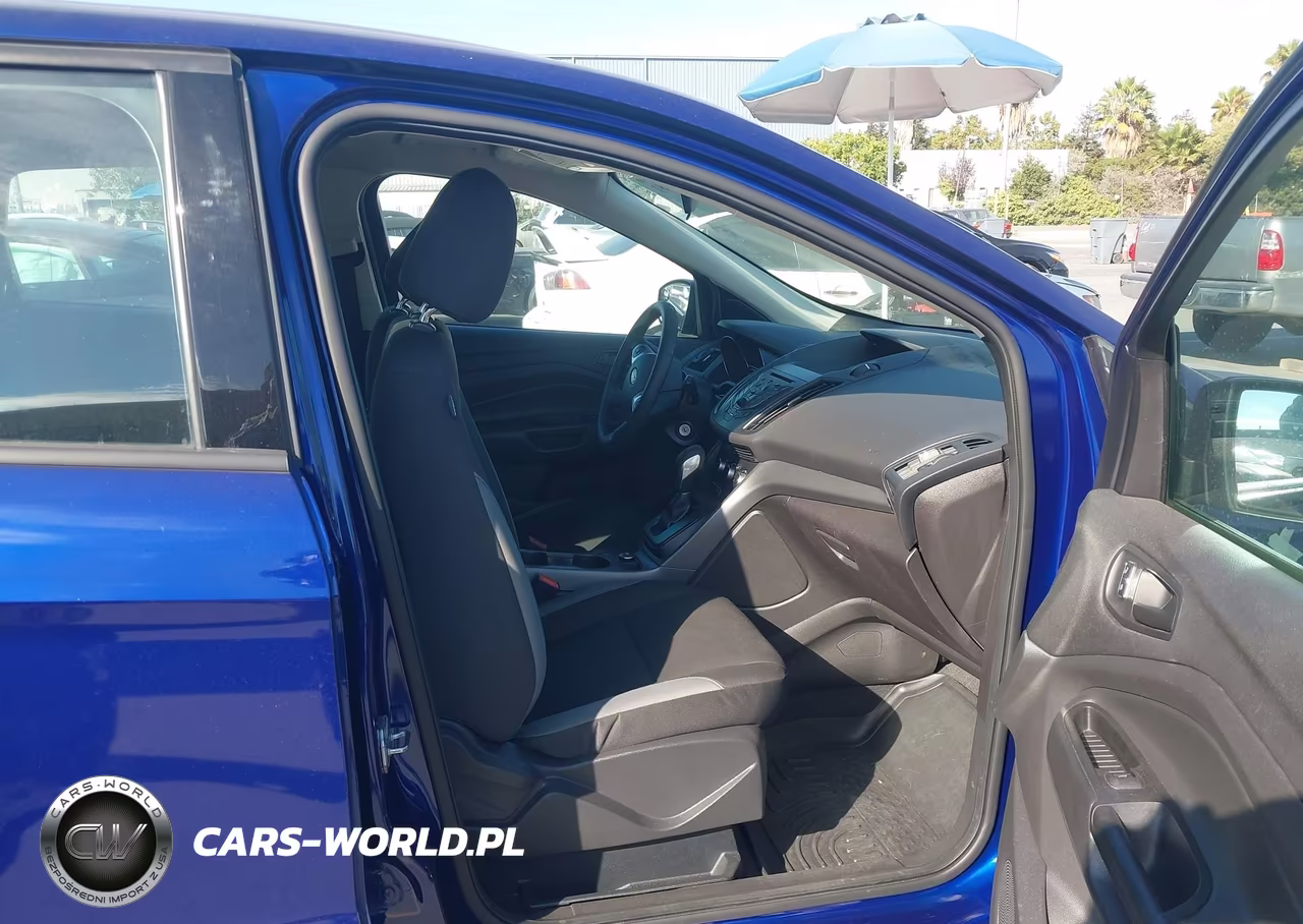 2015 Ford Escape S VIN:1FMCU0F71FUA36864 - 5