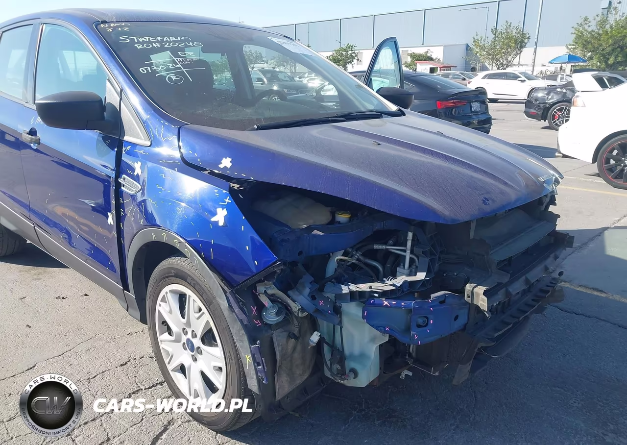 2015 Ford Escape S VIN:1FMCU0F71FUA36864 - 6