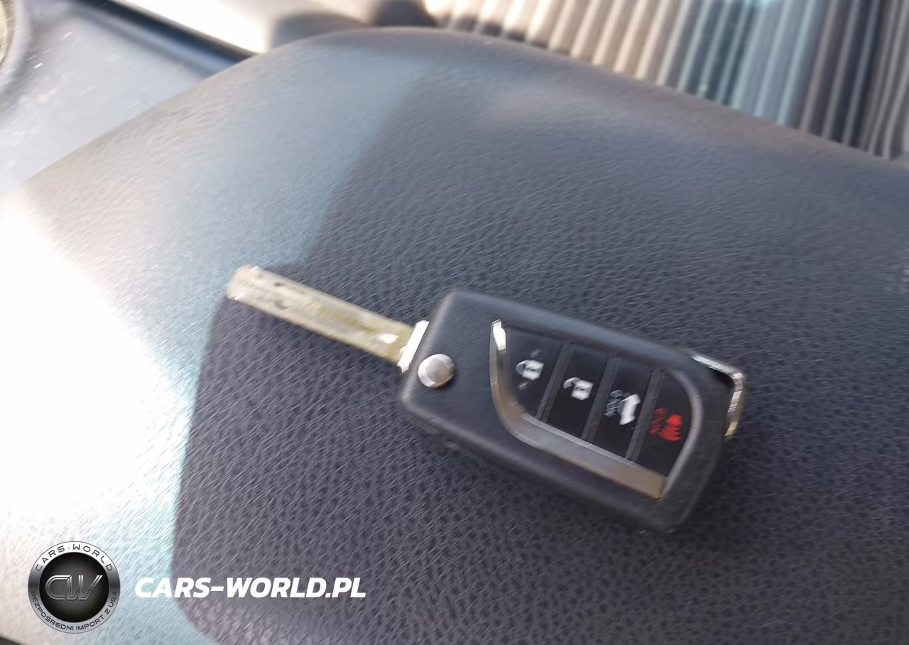 2018 Toyota Camry Se VIN:4T1B11HK8JU150204 - 11